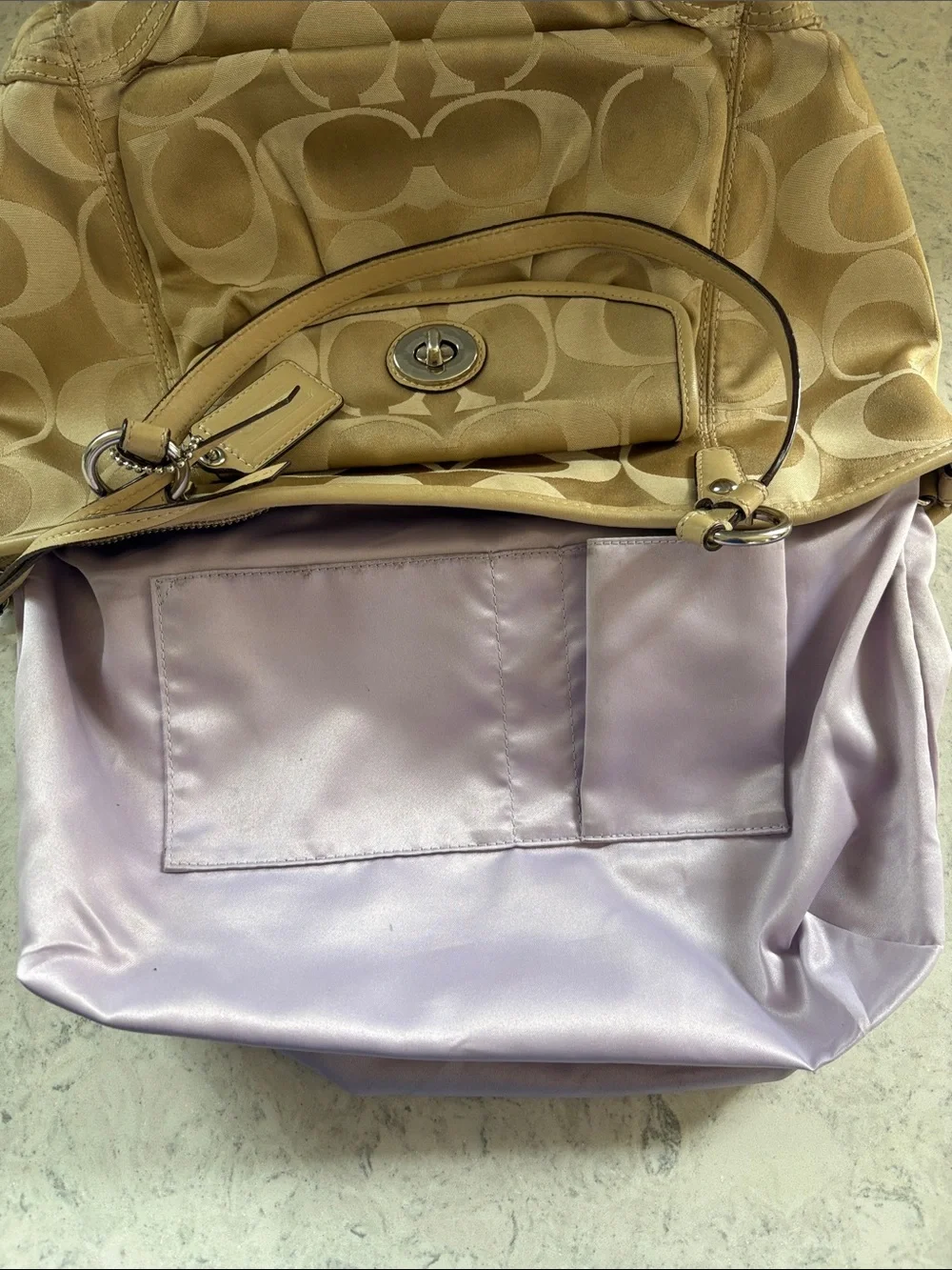 Coach signature leah